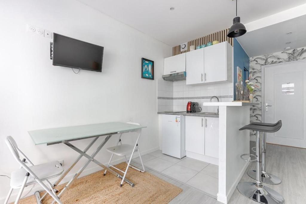 Apartment Charming Gambetta - Saint Fargeau Ii *