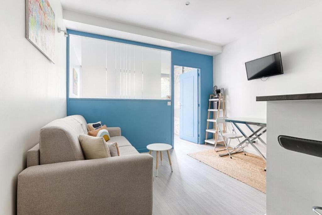 Charming Gambetta - Saint Fargeau Ii